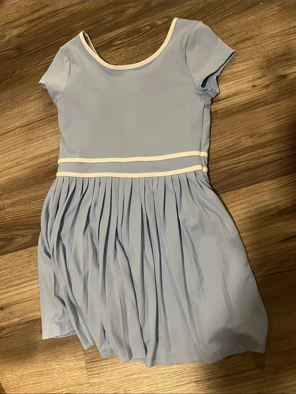 Abercrombie & Fitch YPB short-sleeve pleated mini dress